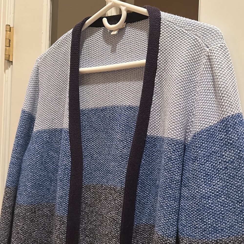 Talbots Cardigan - Picture 2 of 5